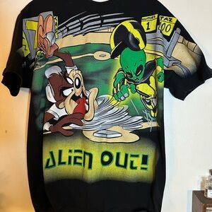 Vintage 1996 Black Tasmanian Devil and Alien Baseball Theme T Shirt Adult M